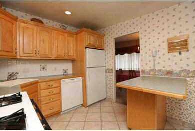 1387 Saint Charles Place, Abington, PA 19001 - photo 5