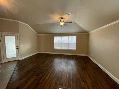 604 Verreaux Dr, Norman, OK 73072 - photo 7