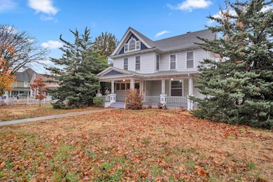 216 W 8th St, Newton, KS 67114 - photo 3