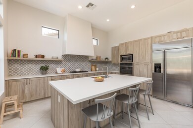 009_Kitchen