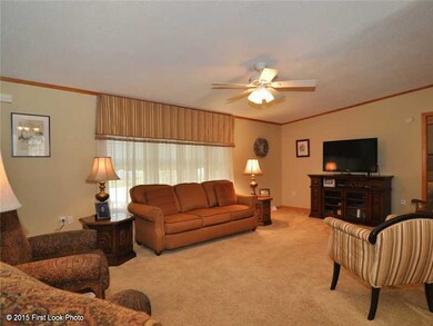 315 Leisure Dr, Wakefield, RI 02879 - photo 2