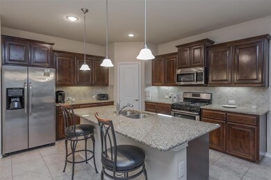 5025 Split Rock Dr, Denton, TX 76210 - photo 3