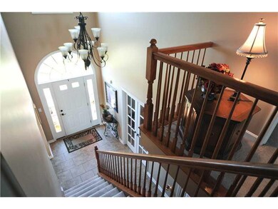 Entry/Foyer.