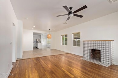 2526 N Edgemere St, Phoenix, AZ 85006 - photo 3