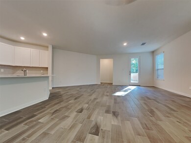 27614 Mesabe Dr, Magnolia, TX 77354 - photo 3