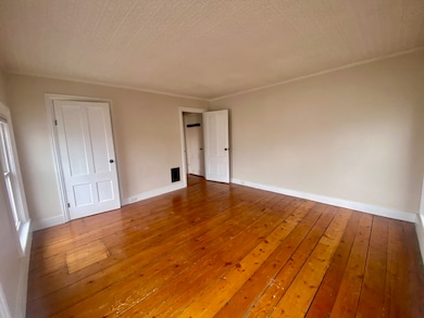 35 Broad St unit 3, Newburyport, MA 01950 - photo 6