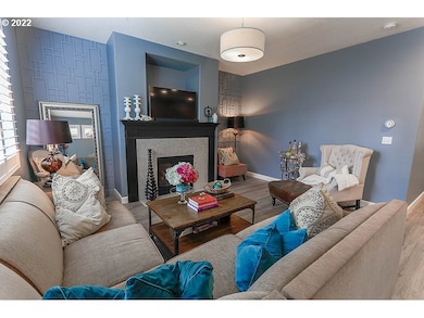 940 SW 17th Way, Troutdale, OR 97060 - photo 4