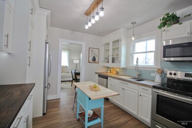 724 S Chestnut St, Nampa, ID 83686 - photo 7