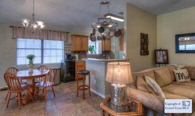 701 Chicago St, San Marcos, TX 78666 - photo 4