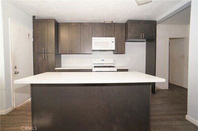 633 W Cressey St, Compton, CA 90222 - photo 5