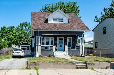 174 Bucklin St, Pawtucket, RI 02861 - photo 2