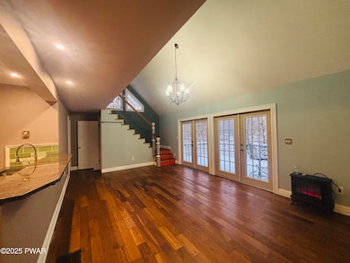 109 Buck Run Dr, Milford, PA 18337 - photo 2