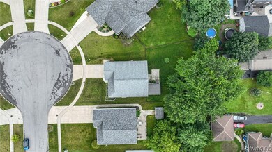 861 Daigler Dr, North Tonawanda, NY 14120 - photo 4