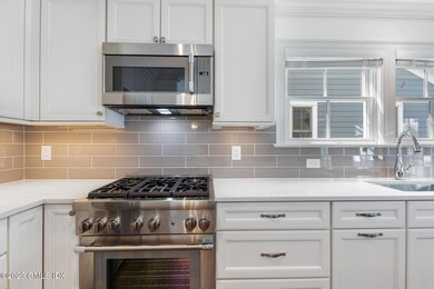 75 Strickland Rd unit F, Cos Cob, CT 06807 - photo 7