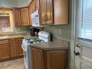 1533 Corcoran Place, Cincinnati, OH 45224 - photo 7