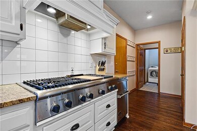 15019 W 76th St, Shawnee, KS 66216 - photo 5