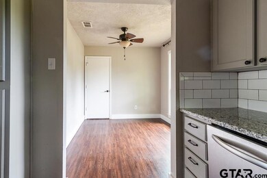 6112 6112 Mesquite Dr, Tyler, TX 75707 - photo 7