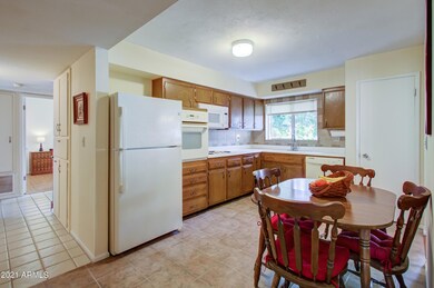 005_Kitchen
