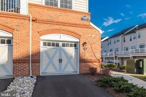 23286 Southdown Manor Terrace unit 114, Ashburn, VA 20148 - photo 3