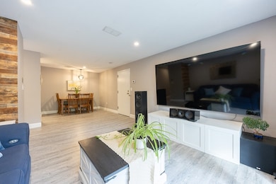 605 Franklin Crossing Rd, Franklin, MA 02038 - photo 5