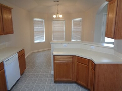 9803 Woodhollow Dr, Conroe, TX 77385 - photo 5