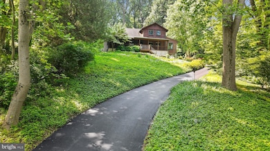 2004 Lenape Unionville Rd, Kennett Square, PA 19348 - photo 2