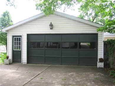 Parking Lot/Garage.