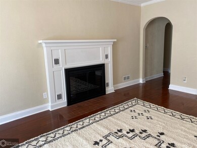 218 E Washington St, Osceola, IA 50213 - photo 3