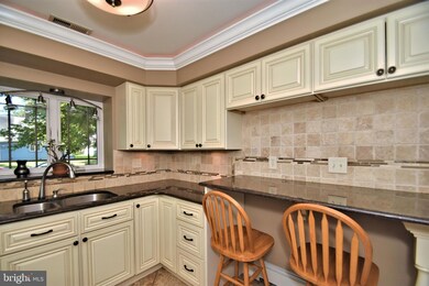 16 Aspen Ln, Levittown, PA 19055 - photo 7