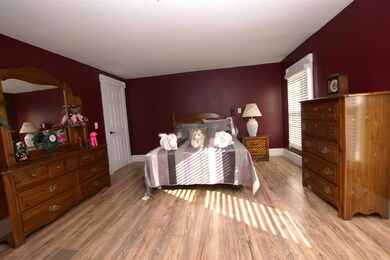 51 Charles St, Milton, NH 03851 - photo 4