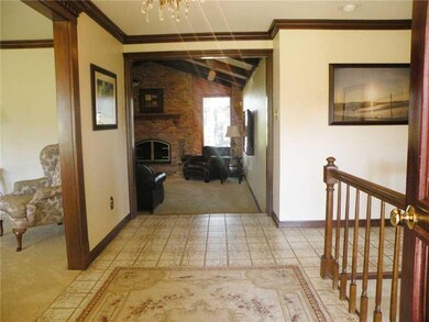 Entry/Foyer.