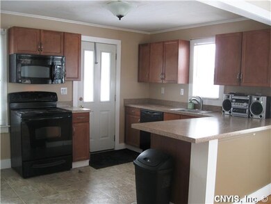 Kitchen Spacious Kitchen with Appliances Included!