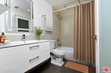 The 939 Lofts unit 1006, Los Angeles, CA 90015 - photo 5