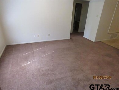 2006 Jane St, Longview, TX 75601 - photo 4