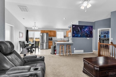 574 N Canvas Dr, Pueblo, CO 81007 - photo 2