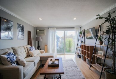 588 Main St unit 3D, Stoneham, MA 02180 - photo 3