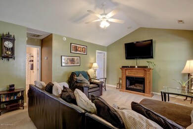 3127 Memory Ln Castle Hayne NC-large-004