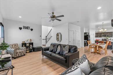 4459 E Pine Hollow Dr, Eagle Mountain, UT 84005 - photo 3