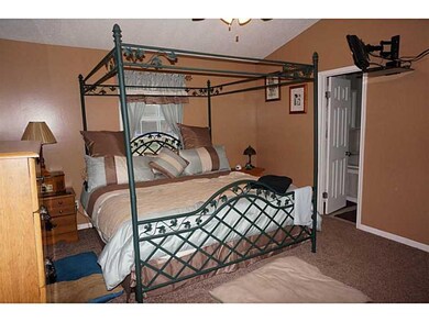 Master Bedroom. Cathedral ceiling with walk in clo