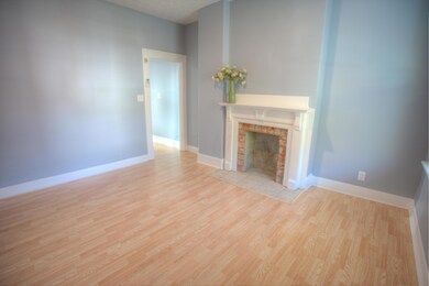 house 1 living room 2 (1)
