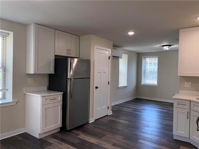 101-103 N Eighth St unit 301, Allentown, PA 18101 - photo 4