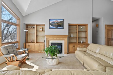 6233 Addington Ct, Eden Prairie, MN 55346 - photo 6