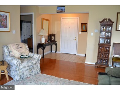 42 W College Ave unit 112, Yardley, PA 19067 - photo 3