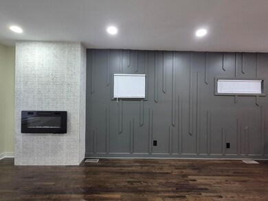 308 Pierce St, Gary, IN 46402 - photo 6