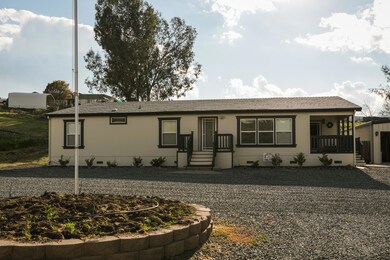 28867 Highway 190 unit A, Porterville, CA 93257 - photo 6