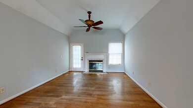 124 Fitzpatrick Ct, Nashville, TN 37214 - photo 2