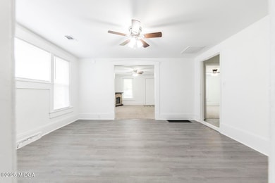 656 Villa Crest Ave 11 - Copy