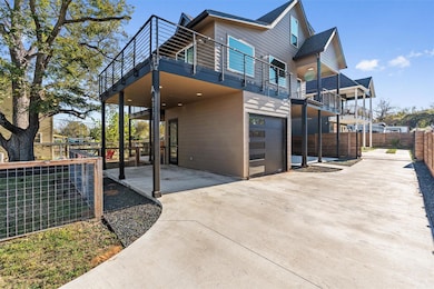 6217 Clovis St unit A, Austin, TX 78741 - photo 2