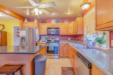 37 Thompson St, Monson, MA 01057 - photo 3