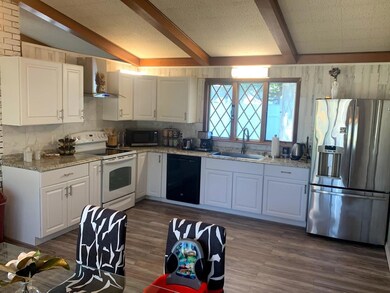 29 Rhode Island Ave, Millinocket, ME 04462 - photo 3